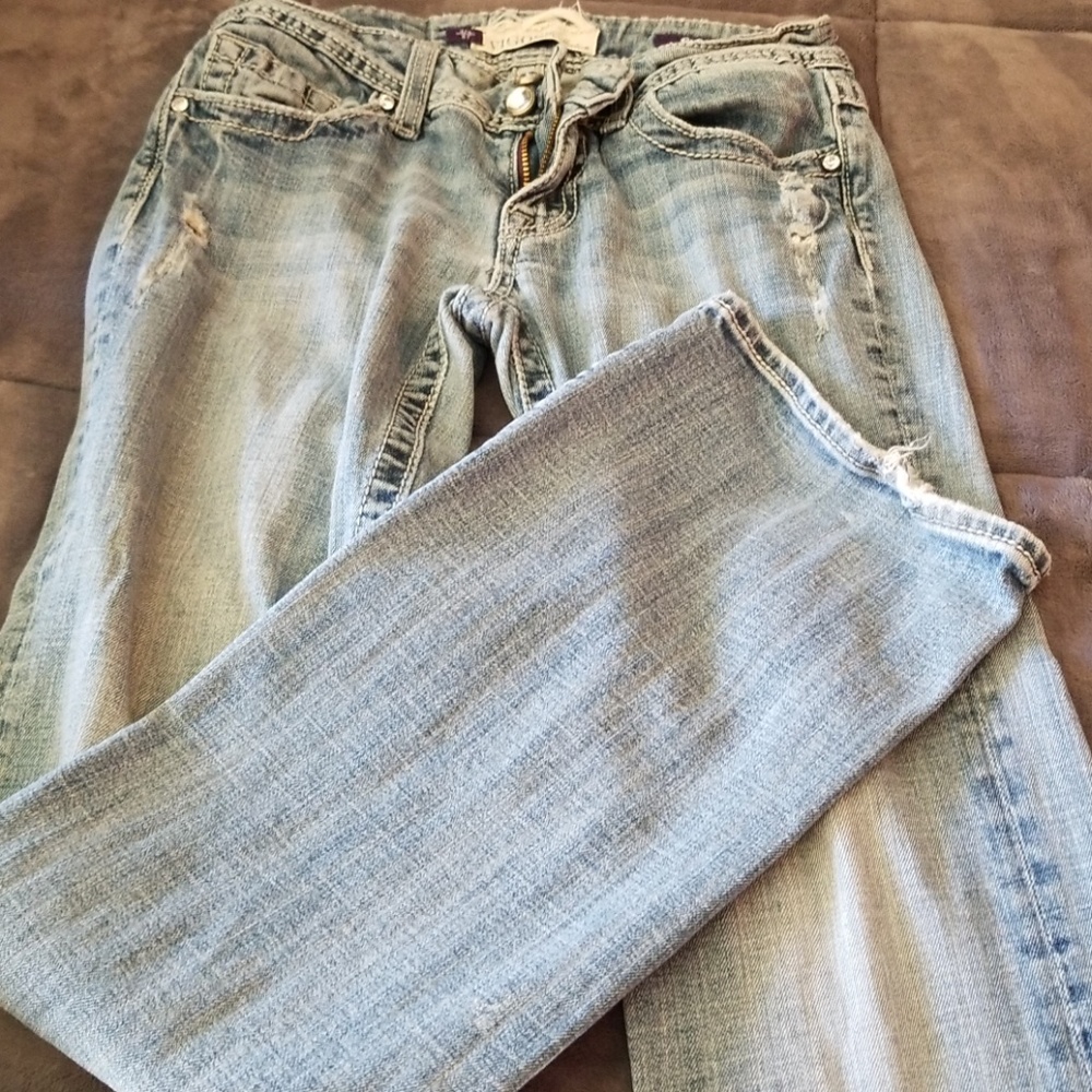 Jean's